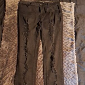 Black Distressed Skinny Jeans Size 19/20 Juniors